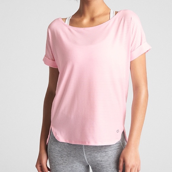 GAP Tops - Gapfit rolled sleeve tee